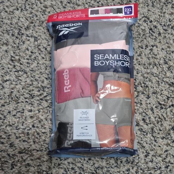 Reebok Other - 🆕️ Reebok Seamless Boyshorts 5 Pack
